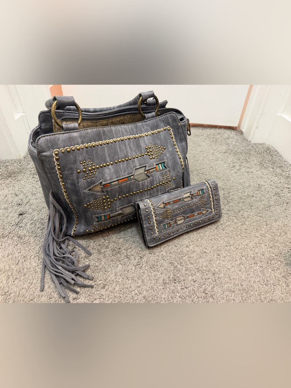 Montana West Gray Arrow Concealed Carry Fringe Purse + Matching Wallet